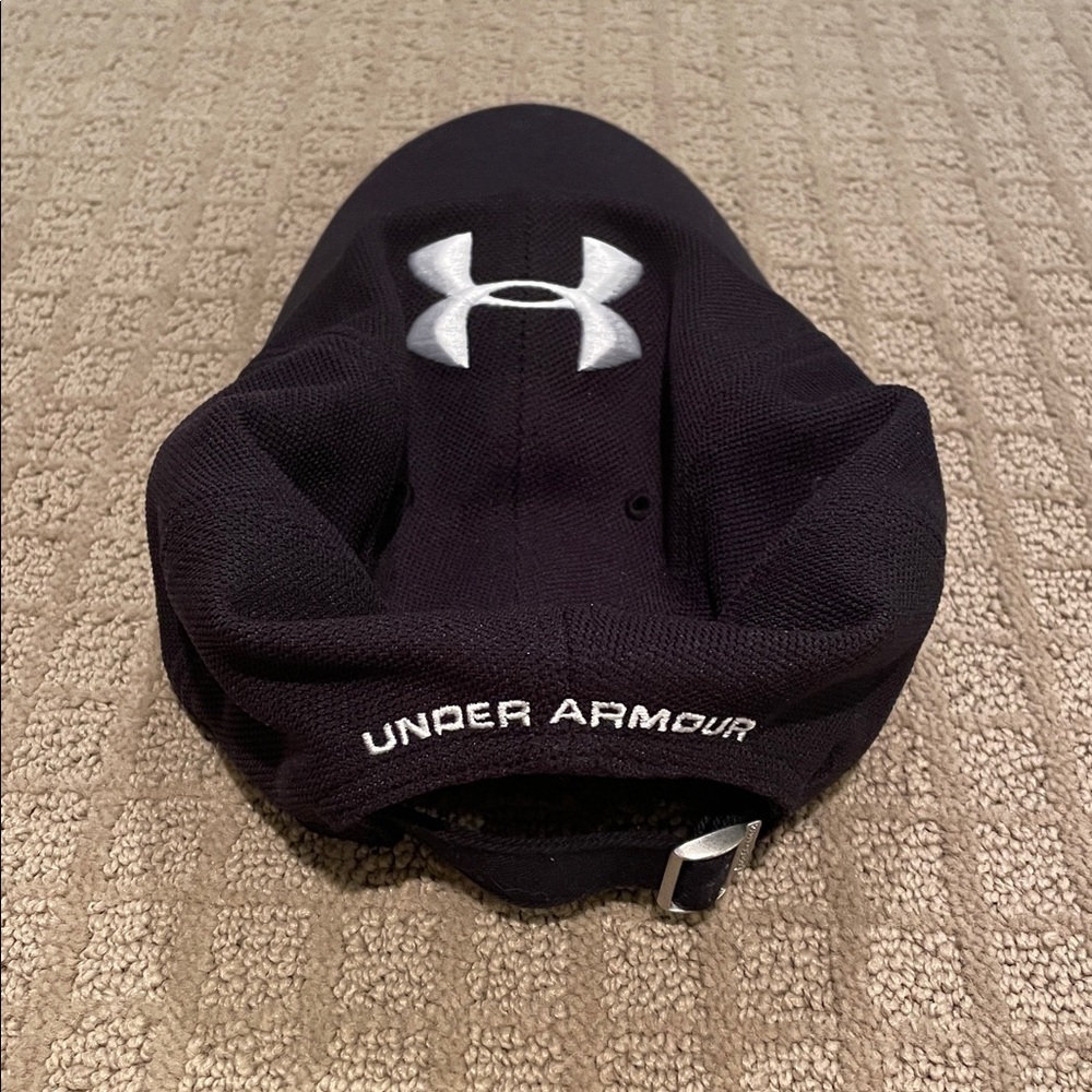Under Armour Black Cap with White Logo - Picture 2 of 4
